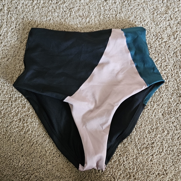 Left On Friday Black and Pink Swim Bottom - Picture 2 of 7